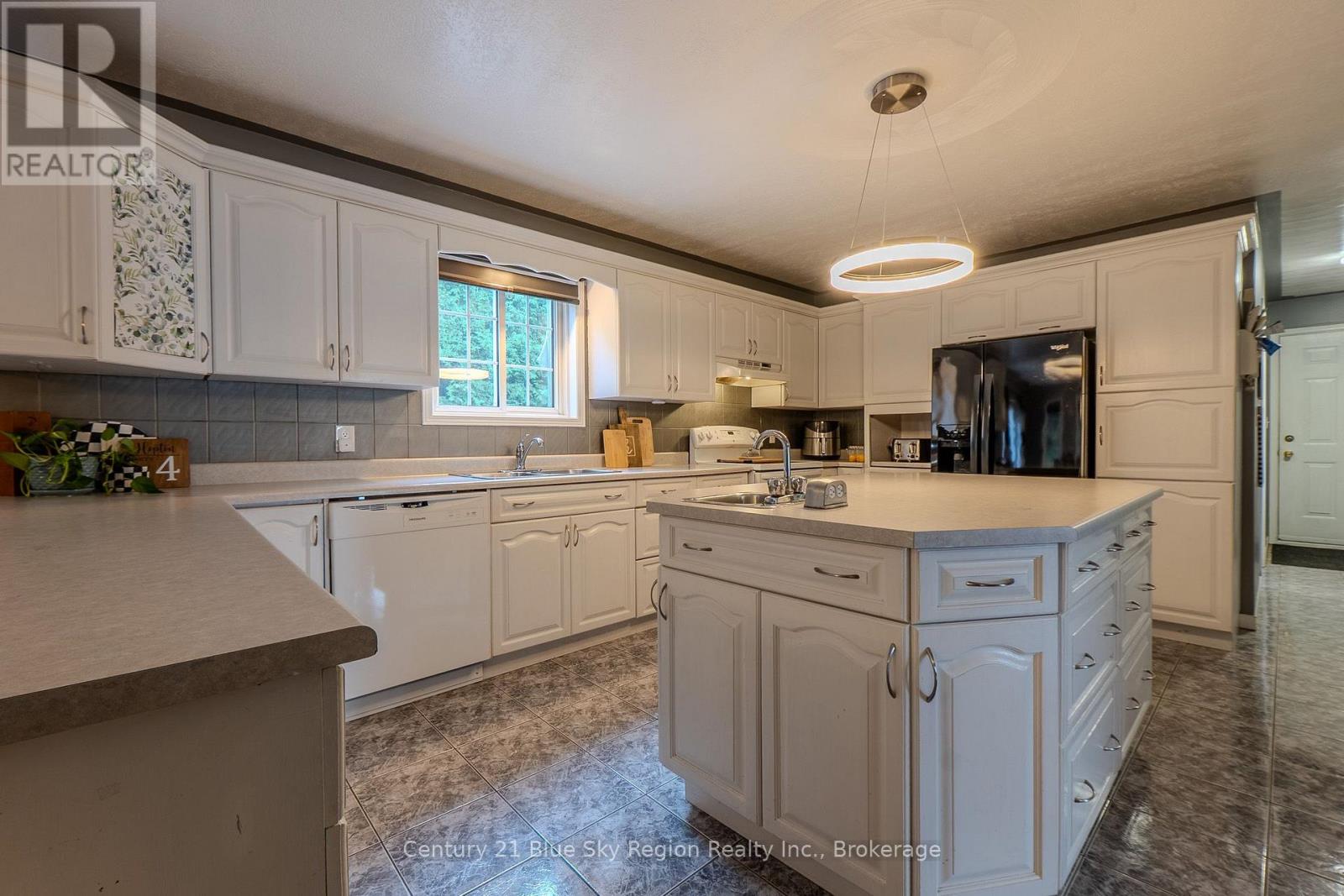 650 Coursol Road, West Nipissing, Ontario  P1B 3L1 - Photo 3 - X13717574
