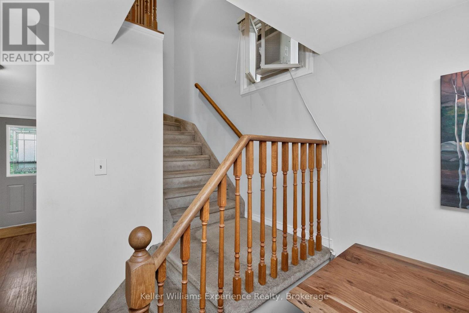 58 Maitland Drive, Springwater, Ontario  L4M 5V7 - Photo 16 - S13717452