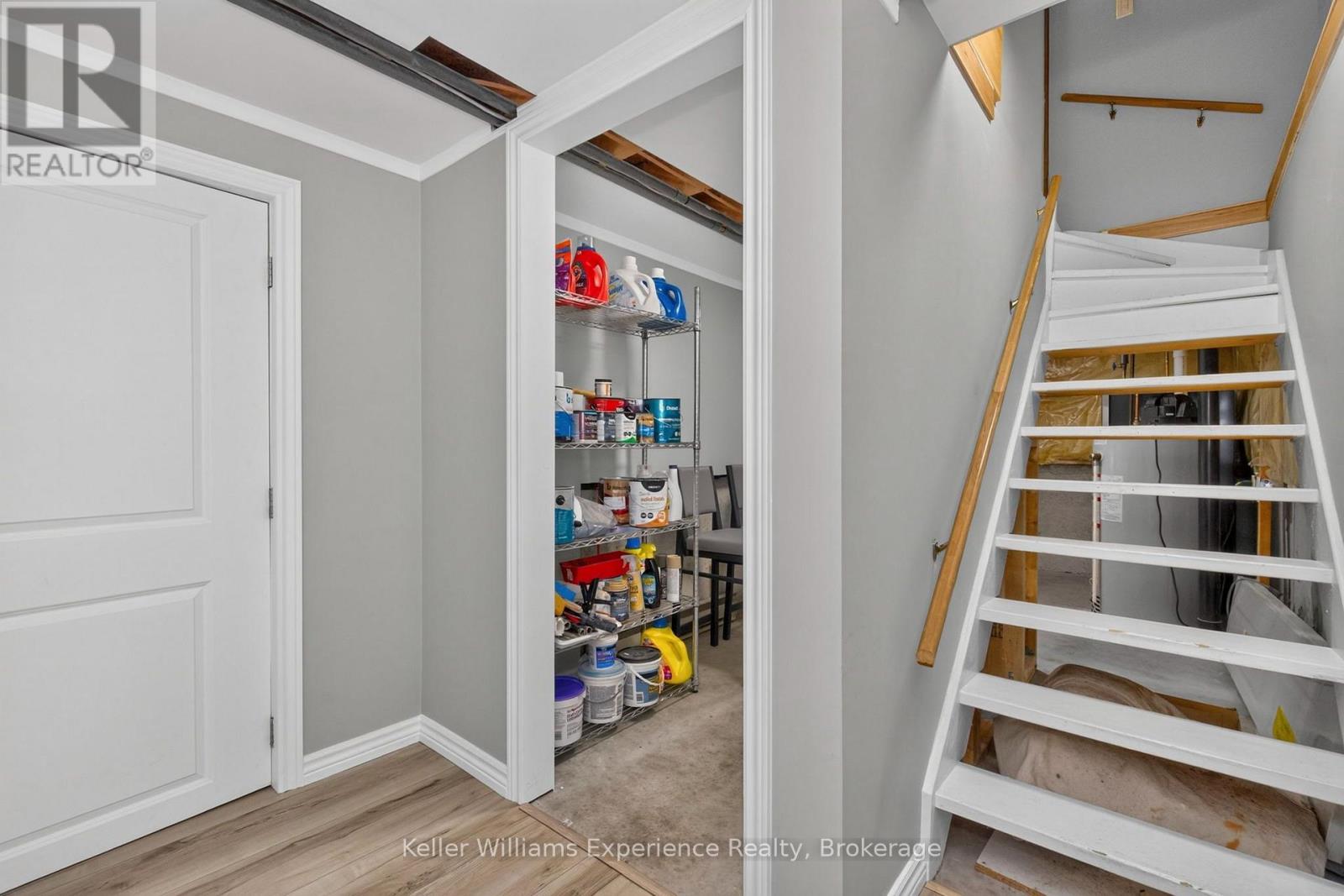 58 Maitland Drive, Springwater, Ontario  L4M 5V7 - Photo 28 - S13717452