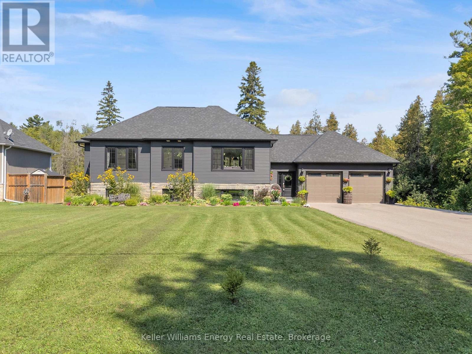 29 Waldweg Drive, Scugog, Ontario  L0B 1B0 - Photo 4 - E13717292