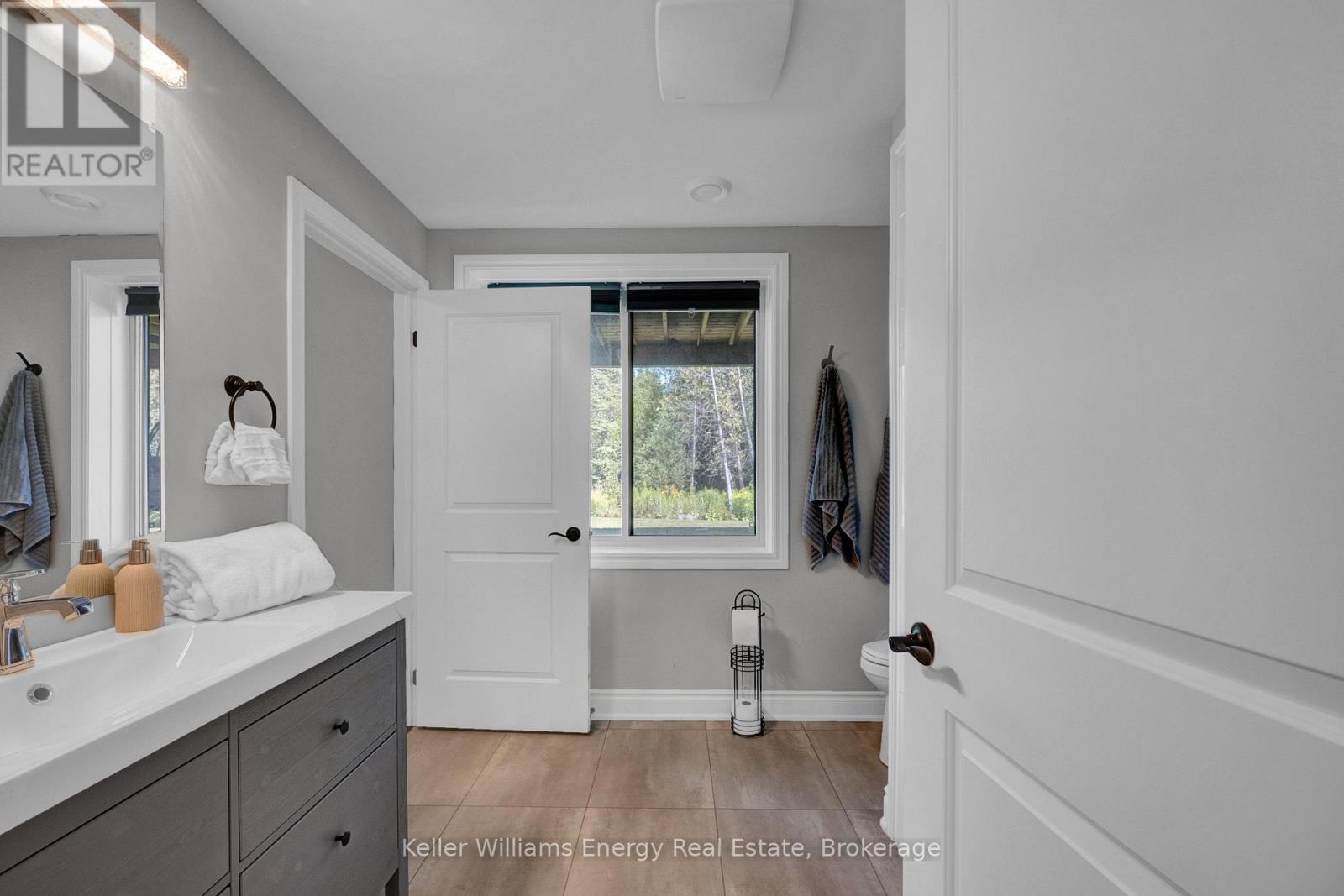 29 Waldweg Drive, Scugog, Ontario  L0B 1B0 - Photo 44 - E13717292