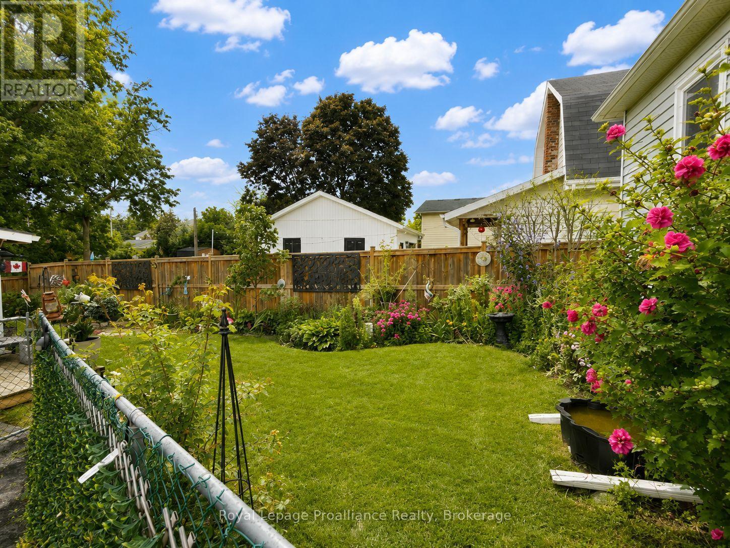 163 Shuter Street, Quinte West, Ontario  K8V 3L9 - Photo 21 - X13717516
