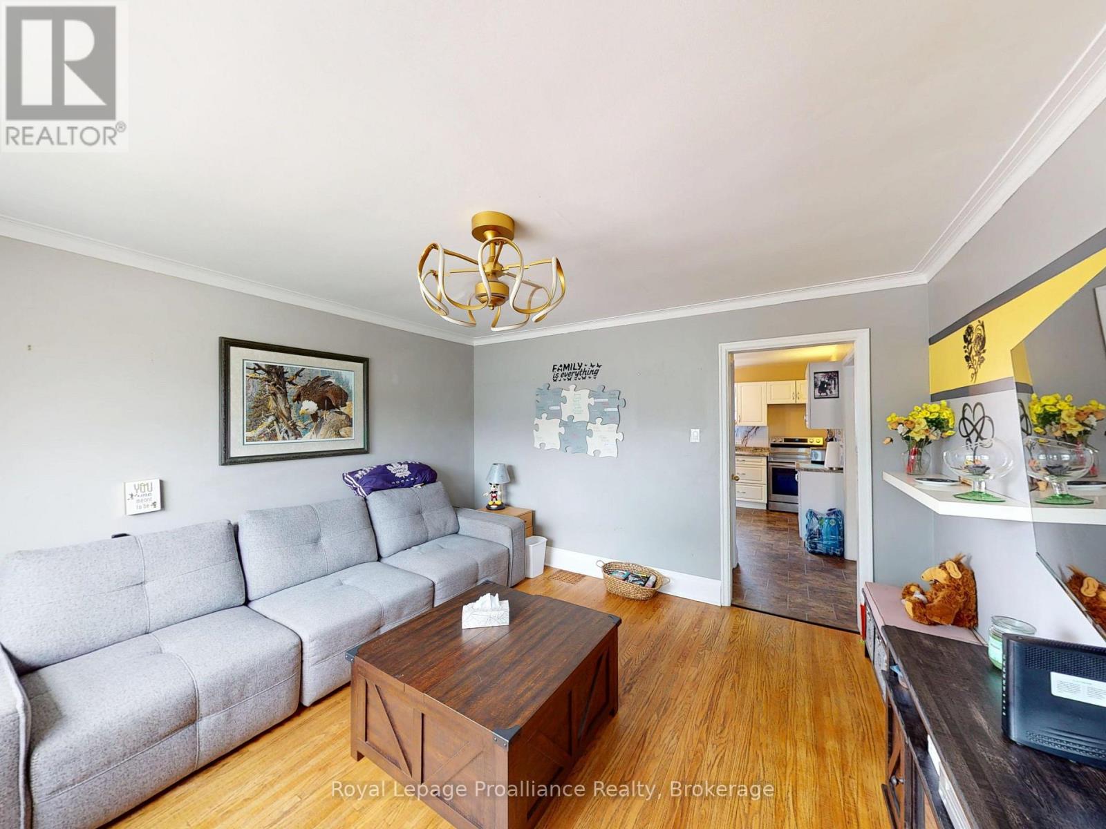 163 Shuter Street, Quinte West, Ontario  K8V 3L9 - Photo 3 - X13717516