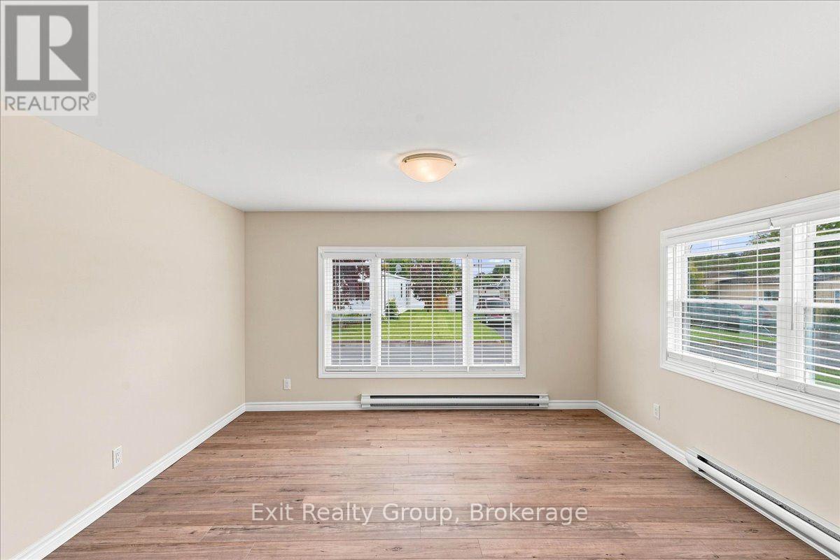 14 Nightingale Lane, Quinte West, Ontario  K8N 4Z3 - Photo 14 - X13717524