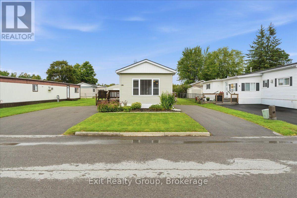 14 Nightingale Lane, Quinte West, Ontario  K8N 4Z3 - Photo 2 - X13717524