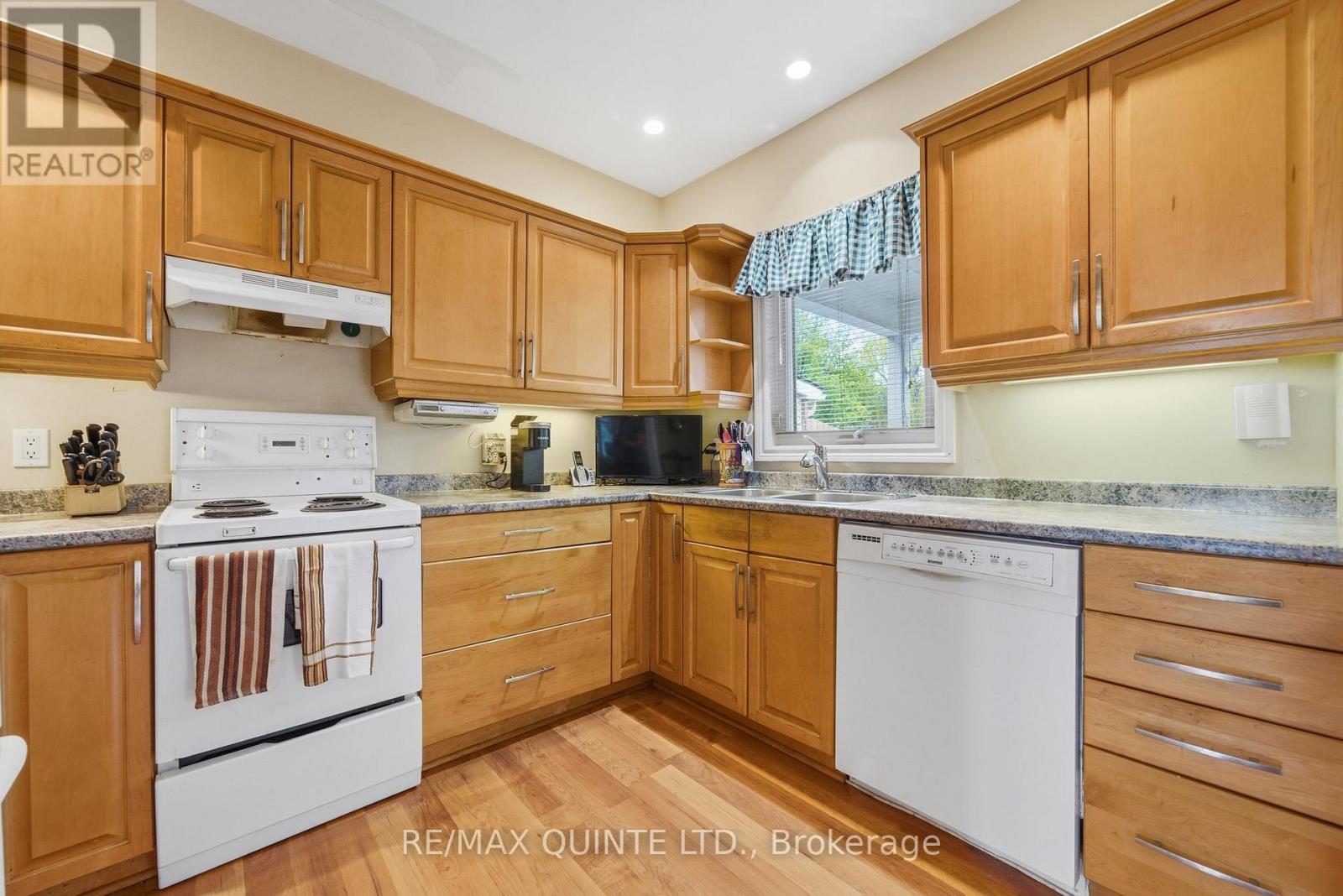 94 Dundas Street E, Belleville, Ontario  K8N 1C1 - Photo 9 - X13717564