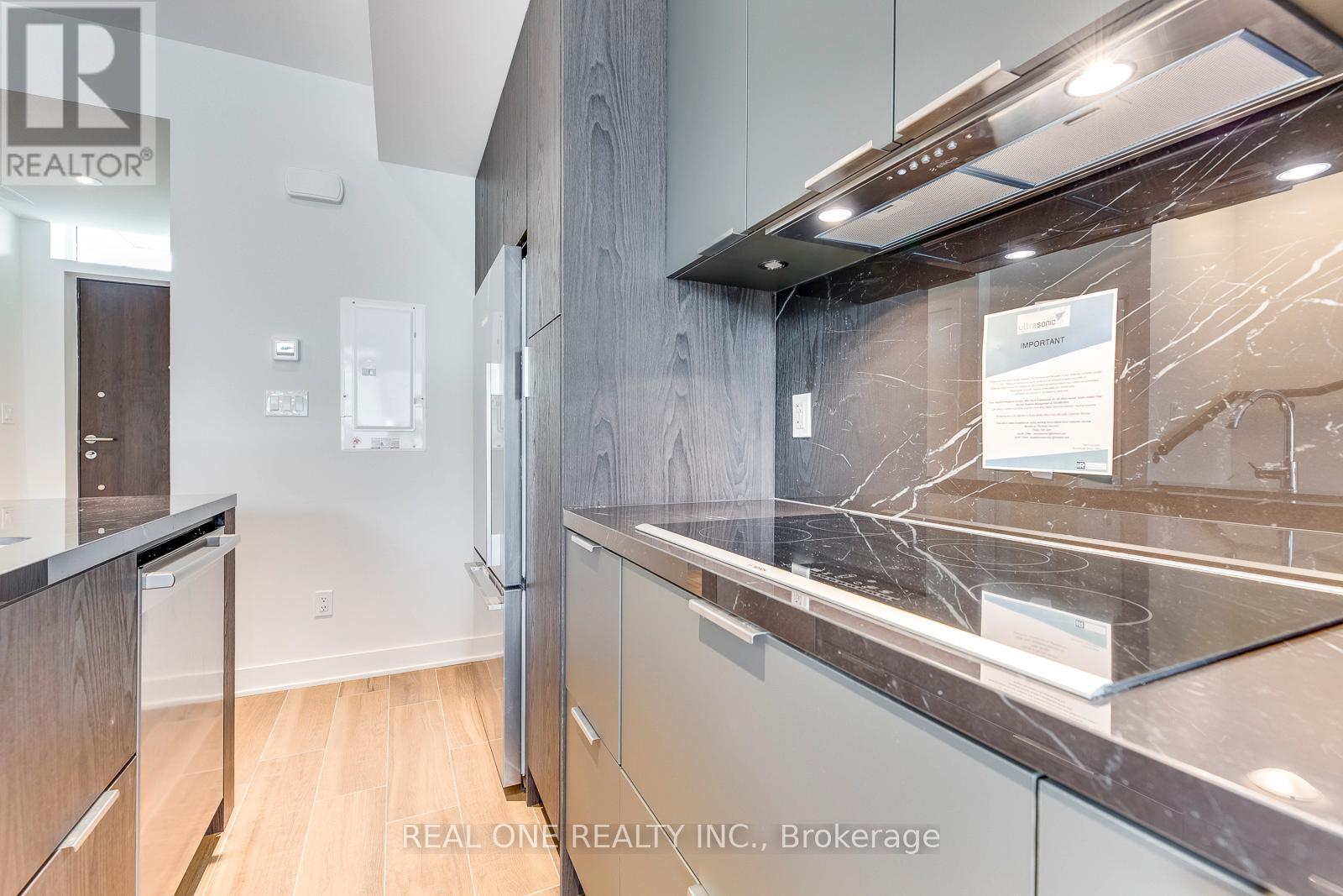 42 Sonic Way, Toronto, Ontario  M3C 0P3 - Photo 18 - C13717502