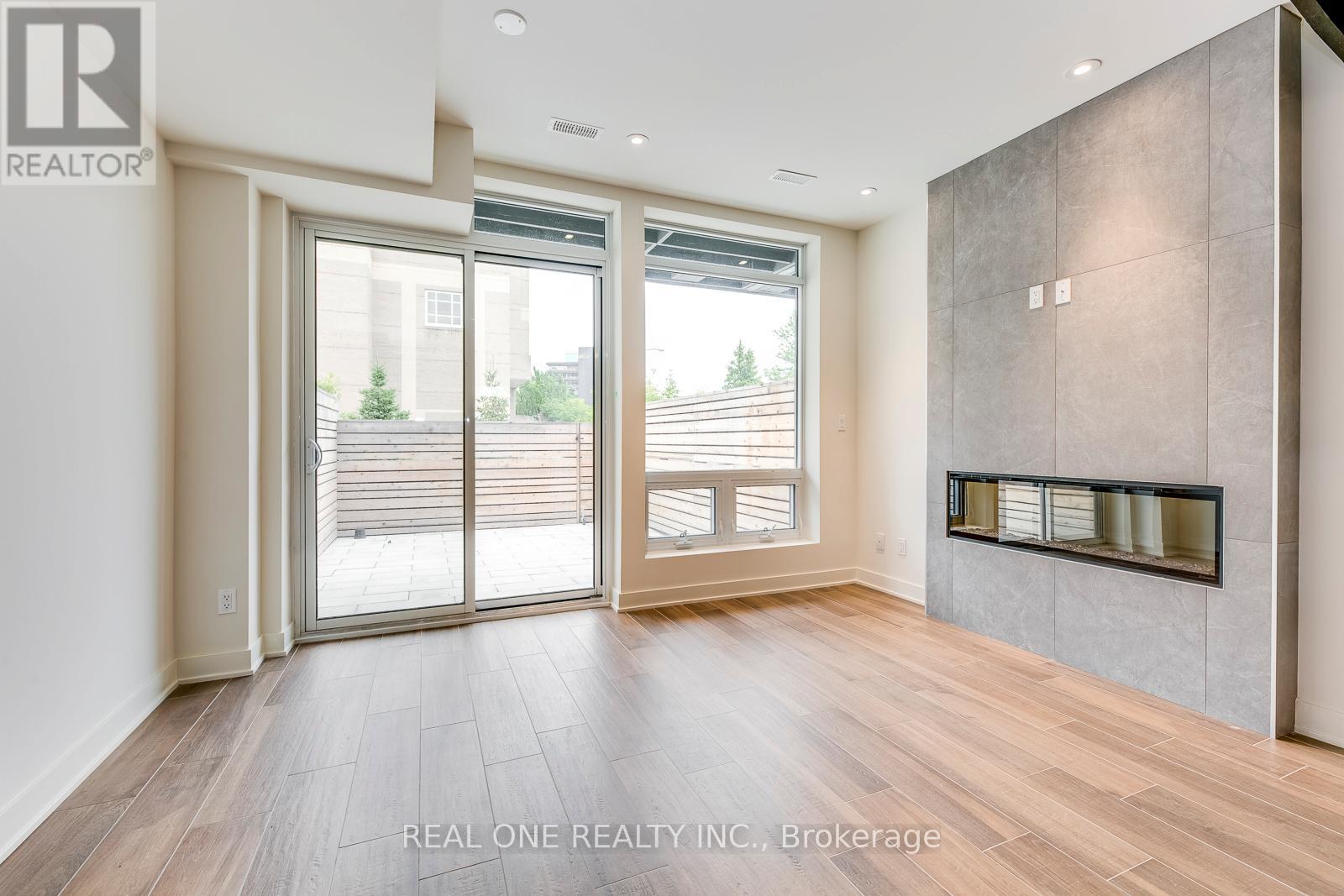 42 Sonic Way, Toronto, Ontario  M3C 0P3 - Photo 7 - C13717502