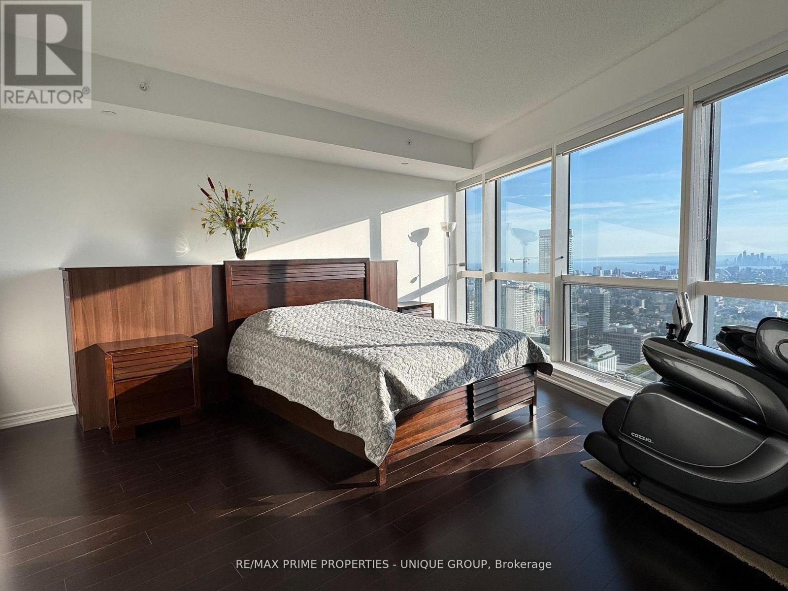5316 (Master Bedroom) - 386 Yonge Street, Toronto, Ontario  M5B 0A5 - Photo 9 - C13717504
