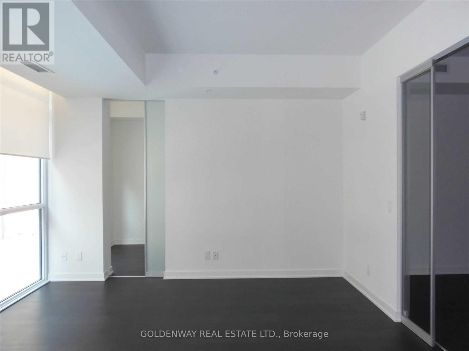213 - 30 Nelson Street, Toronto, Ontario  M5V 0H5 - Photo 11 - C13717562