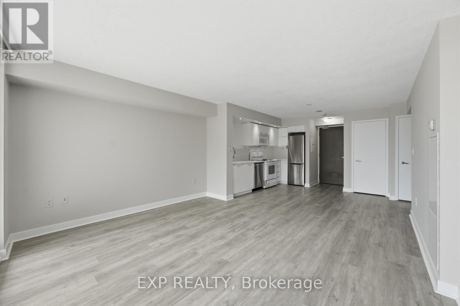 810 - 25 Capreol Court, Toronto, Ontario  M5V 3Z7 - Photo 10 - C13717602