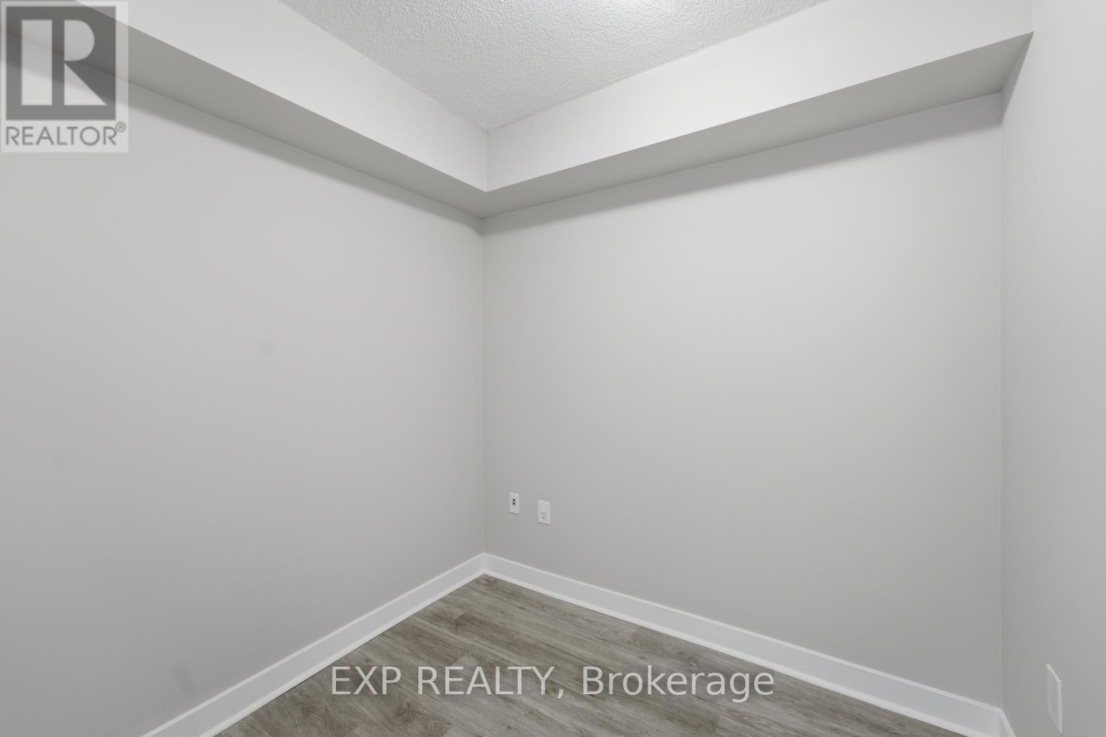 810 - 25 Capreol Court, Toronto, Ontario  M5V 3Z7 - Photo 14 - C13717602