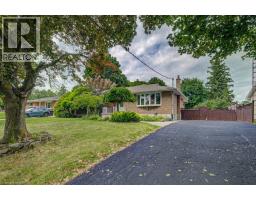 6 BAYLY Drive, Paris, Ontario