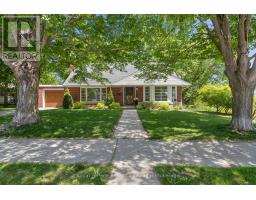 120 HILL STREET E, Centre Wellington, Ontario