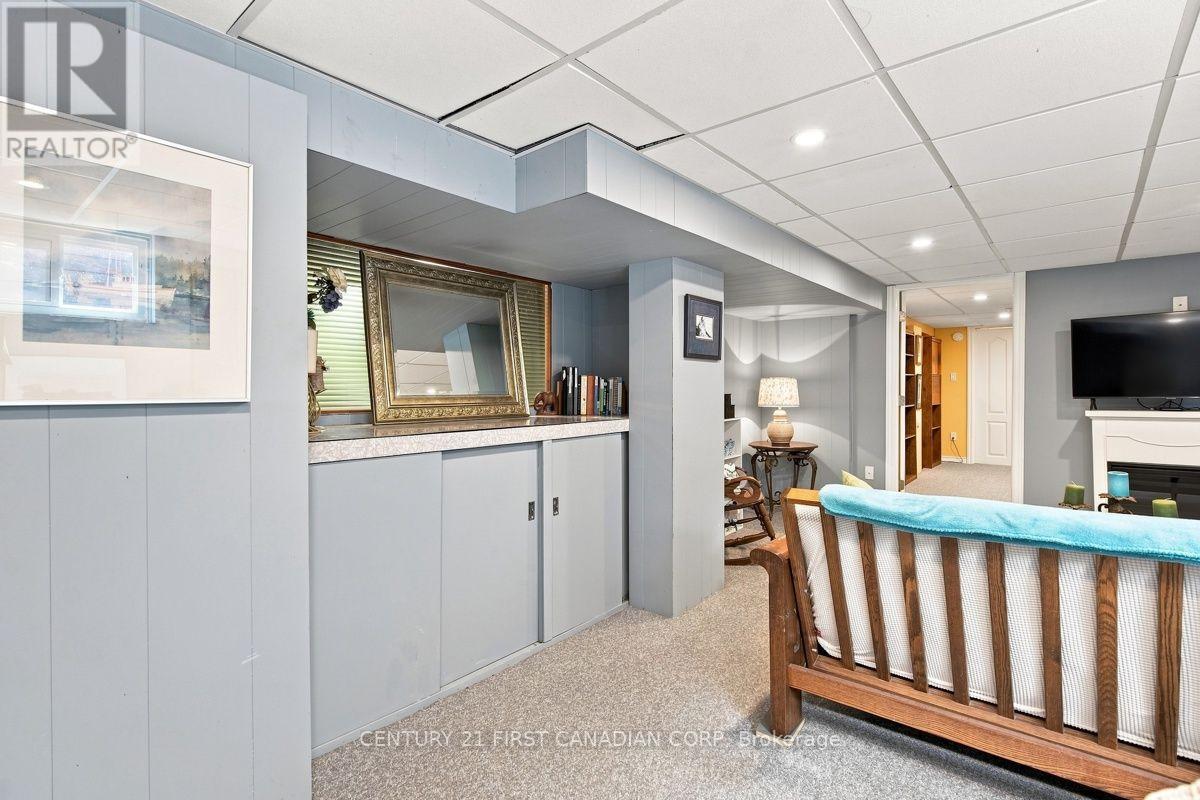 444 Grosvenor Street, London East, Ontario N5Y 3S7 - Photo 33 - X13717482