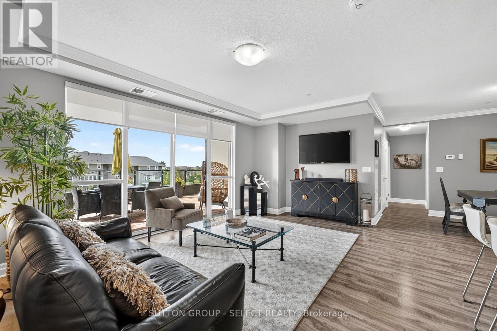209 - 260 Villagewalk Boulevard, London North, Ontario  N6G 0W6 - Photo 11 - X13717552