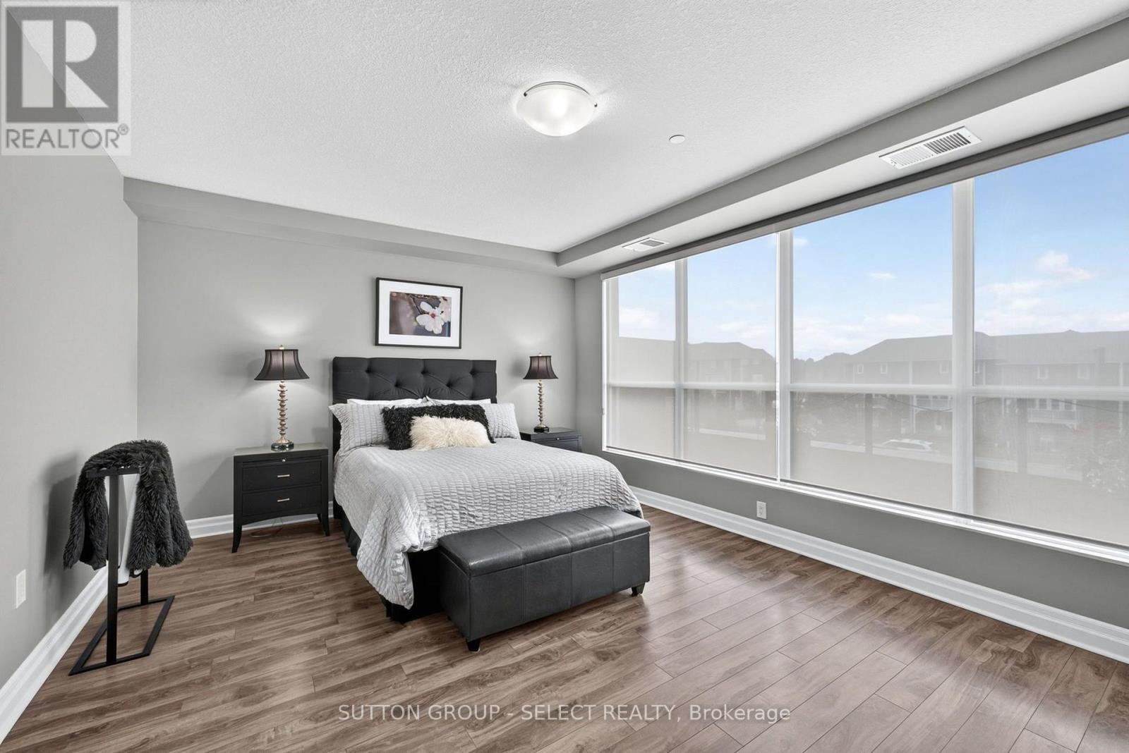 209 - 260 Villagewalk Boulevard, London North, Ontario  N6G 0W6 - Photo 14 - X13717552