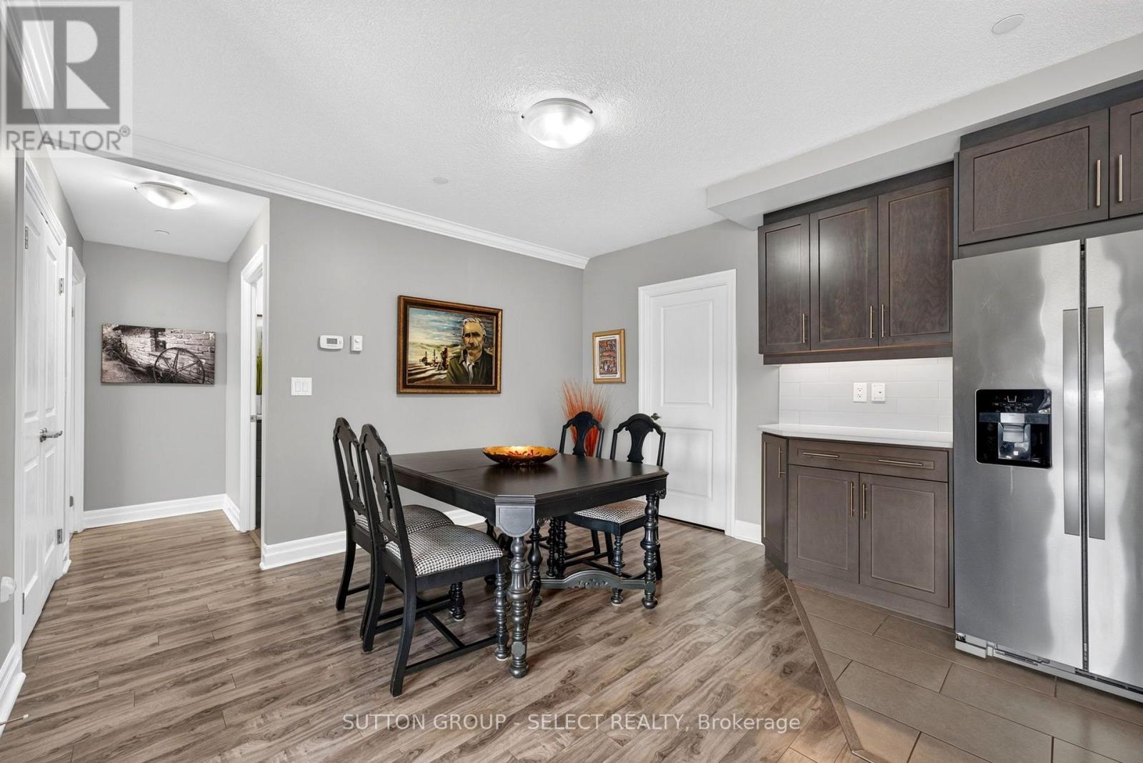 209 - 260 Villagewalk Boulevard, London North, Ontario  N6G 0W6 - Photo 9 - X13717552