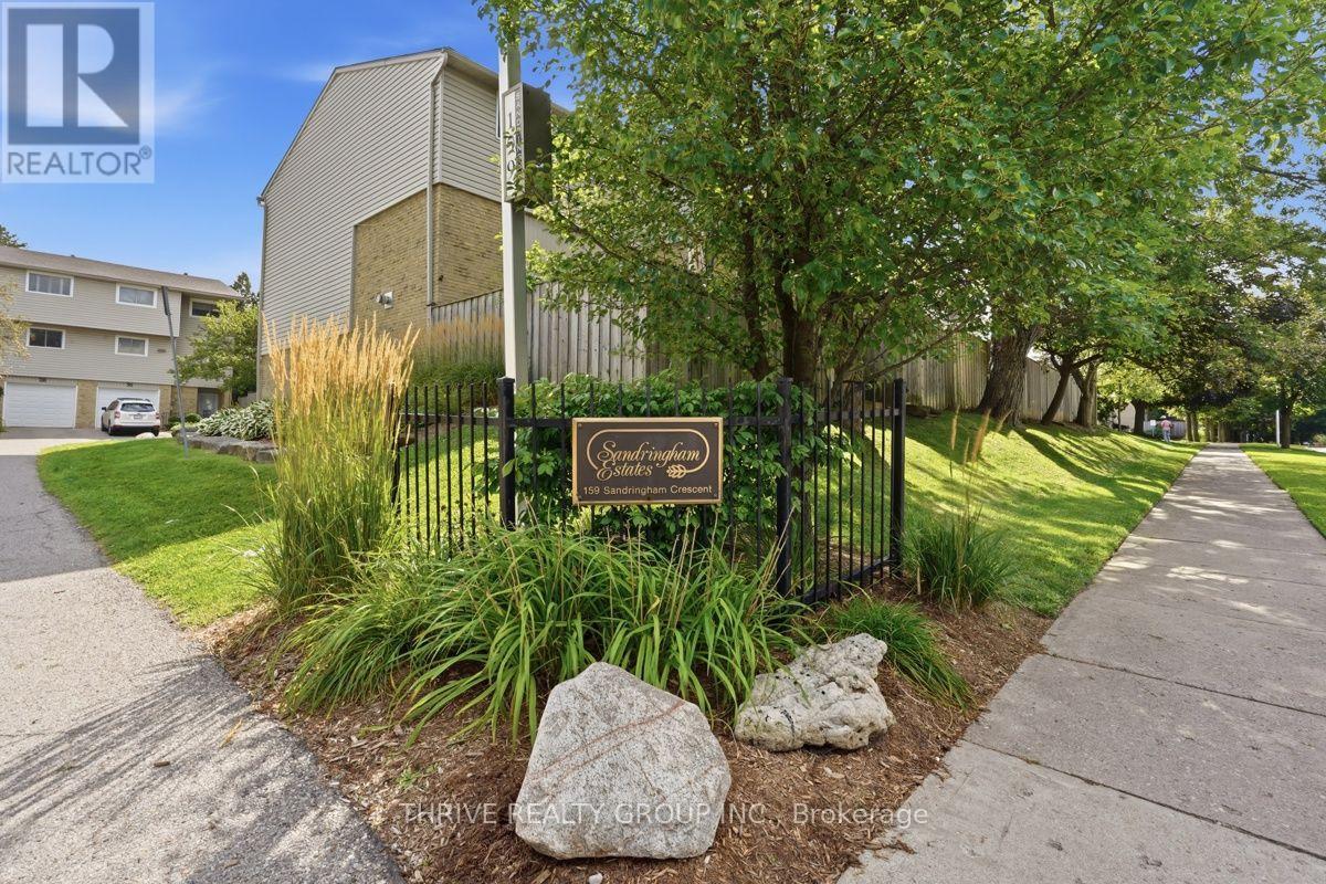 8 - 159 Sandringam Crescent, London South, Ontario  N6C 5A9 - Photo 2 - X13717570