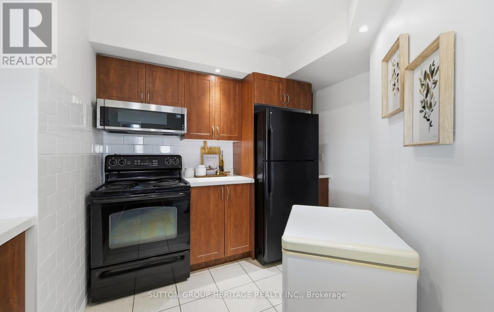 902 - 340 Watson Street W, Whitby, Ontario  L1N 9G1 - Photo 24 - E13717294