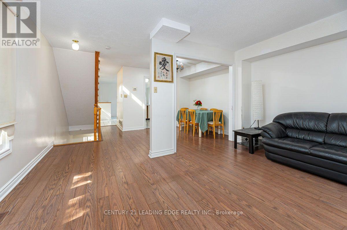 1 - 3 Reidmount Avenue, Toronto, Ontario  M1S 1B3 - Photo 6 - E13717356