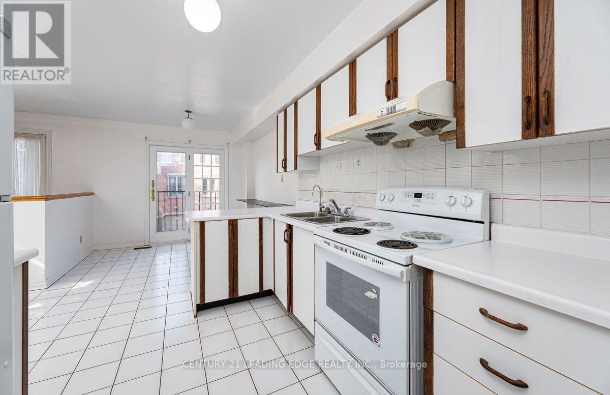 1 - 3 Reidmount Avenue, Toronto, Ontario  M1S 1B3 - Photo 9 - E13717356