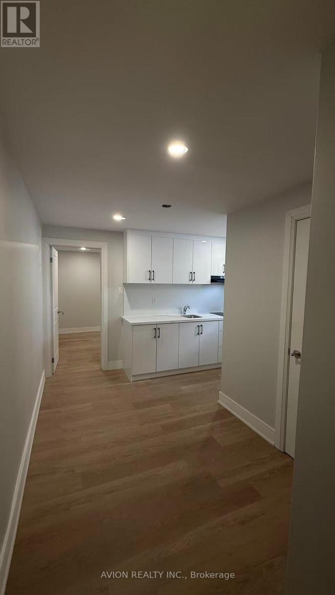 Part Of First Floor - 248 Fairglen Avenue, Toronto, Ontario  M1W 1B1 - Photo 5 - E13717368