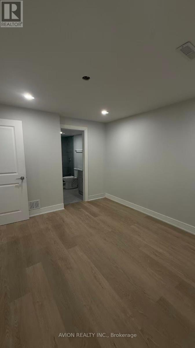 Part Of First Floor - 248 Fairglen Avenue, Toronto, Ontario  M1W 1B1 - Photo 6 - E13717368