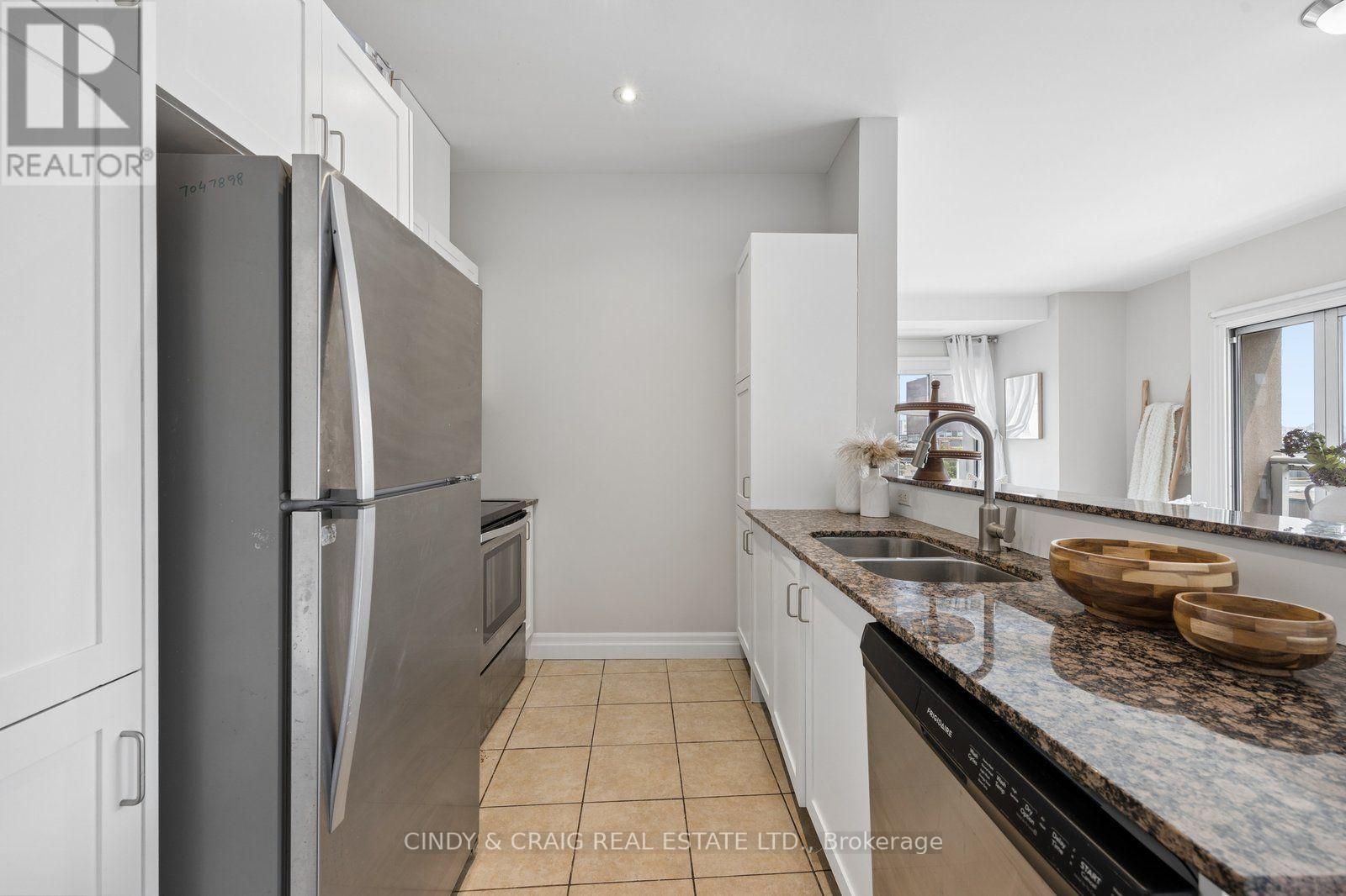 305 - 44 Bond Street W, Oshawa, Ontario  L1G 6R2 - Photo 8 - E13717384