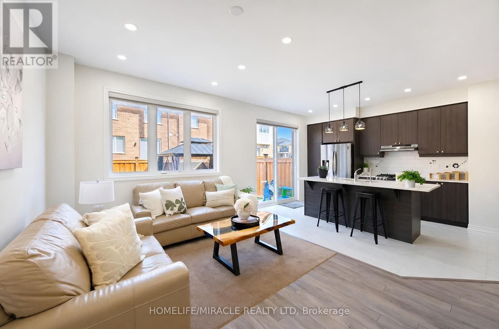 5 Sedgemoor Street, Whitby, Ontario  L1P 0M3 - Photo 19 - E13717520