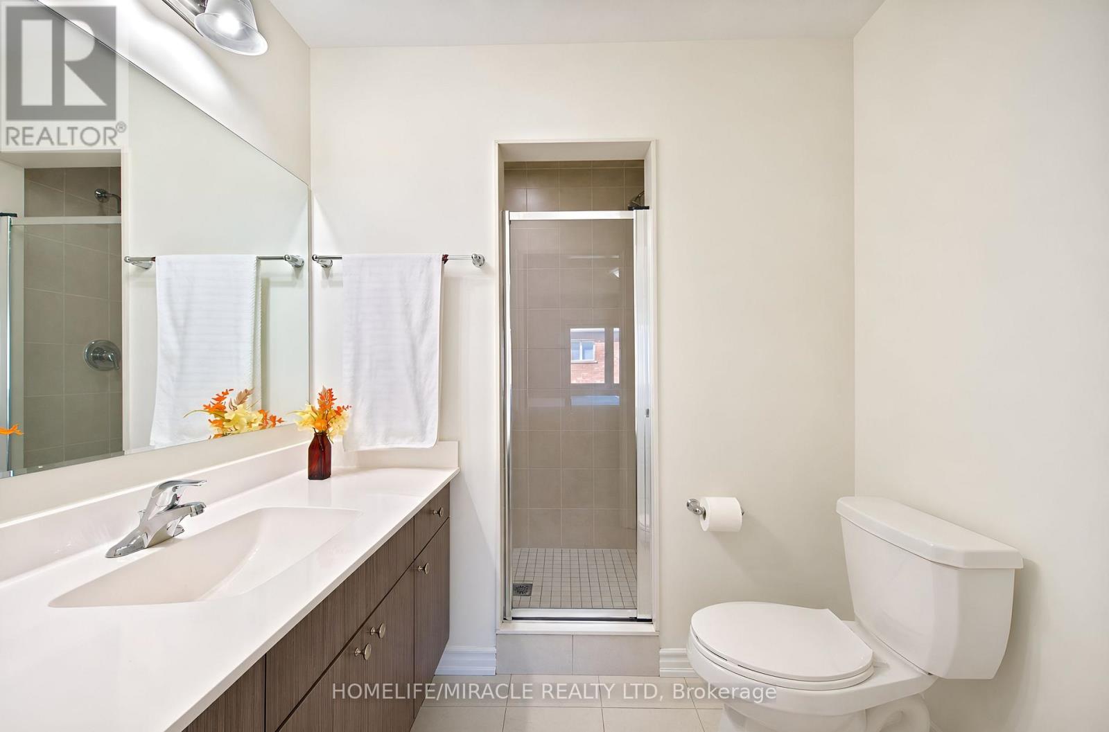 5 Sedgemoor Street, Whitby, Ontario  L1P 0M3 - Photo 35 - E13717520
