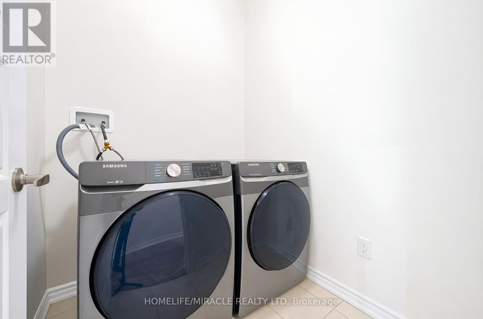 5 Sedgemoor Street, Whitby, Ontario  L1P 0M3 - Photo 45 - E13717520