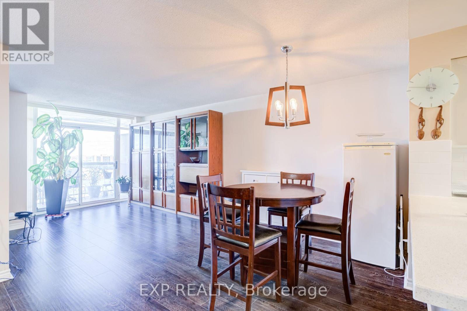 1409 - 8 Mondeo Drive, Toronto, Ontario  M1P 5C7 - Photo 13 - E13717548
