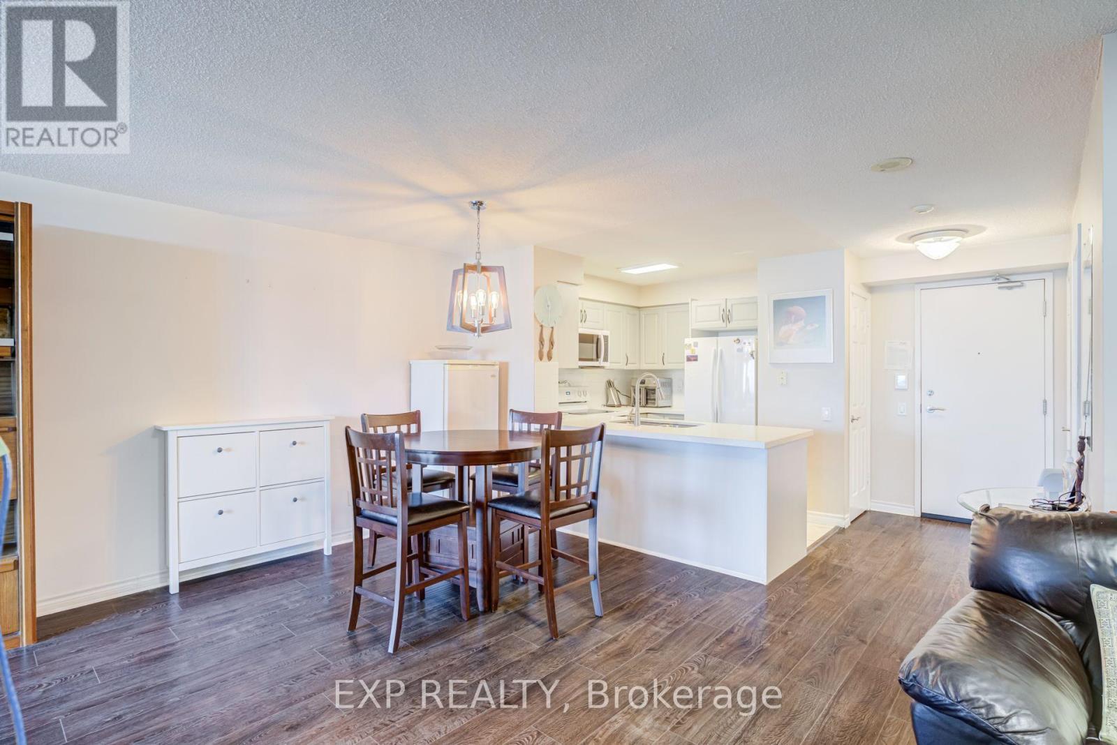 1409 - 8 Mondeo Drive, Toronto, Ontario  M1P 5C7 - Photo 15 - E13717548