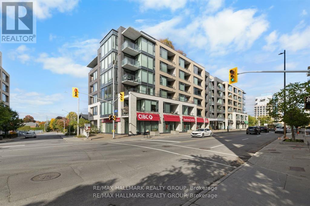 611 - 101 Richmond Road — photo 1