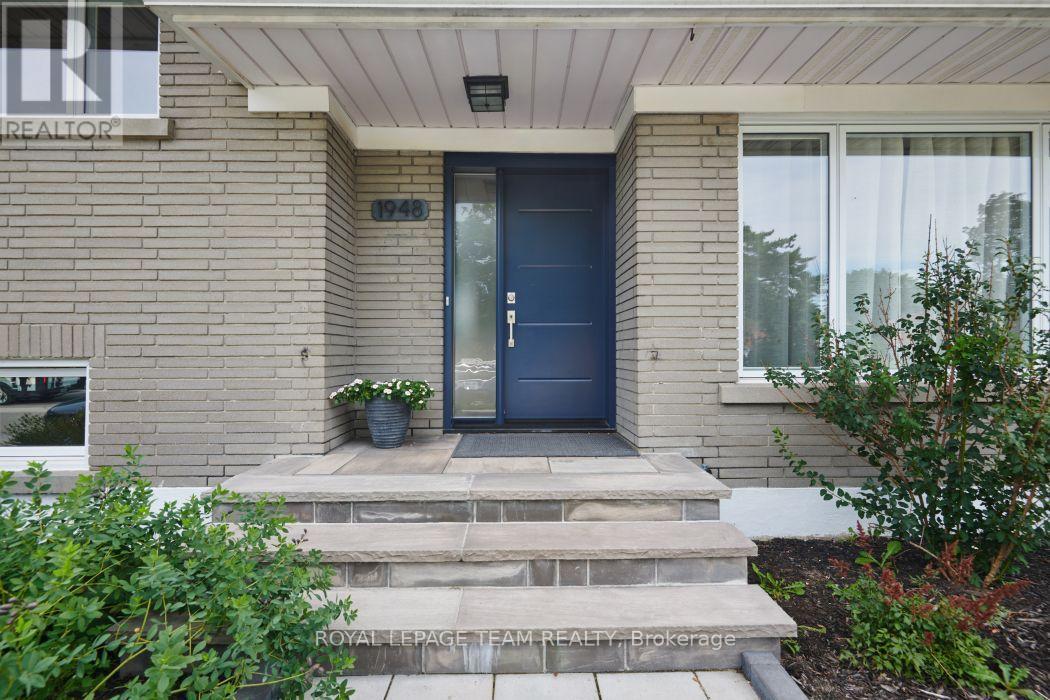 1948 Navaho Drive N, Ottawa, Ontario  K2C 0T6 - Photo 4 - X13717518