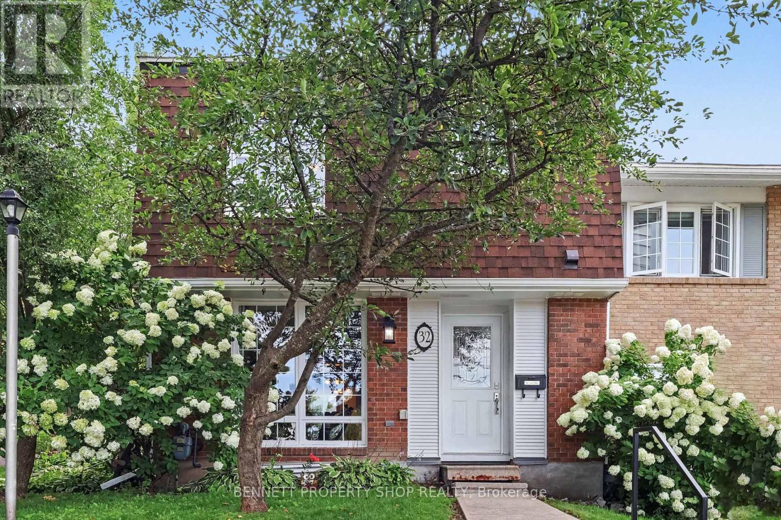 32 - 2300 OGILVIE ROAD, Ottawa, Ontario