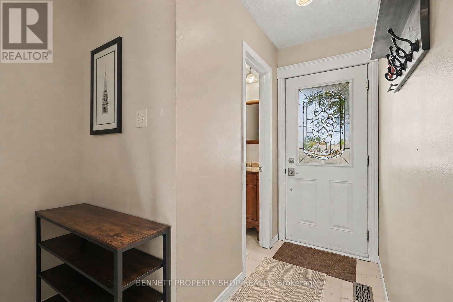 32 - 2300 Ogilvie Road, Ottawa, Ontario K1J 7X8 - Photo 2 - X13717594