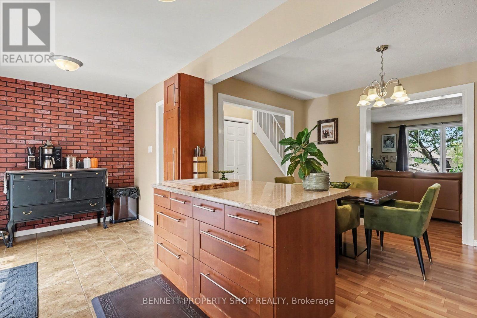 32 - 2300 Ogilvie Road, Ottawa, Ontario K1J 7X8 - Photo 5 - X13717594