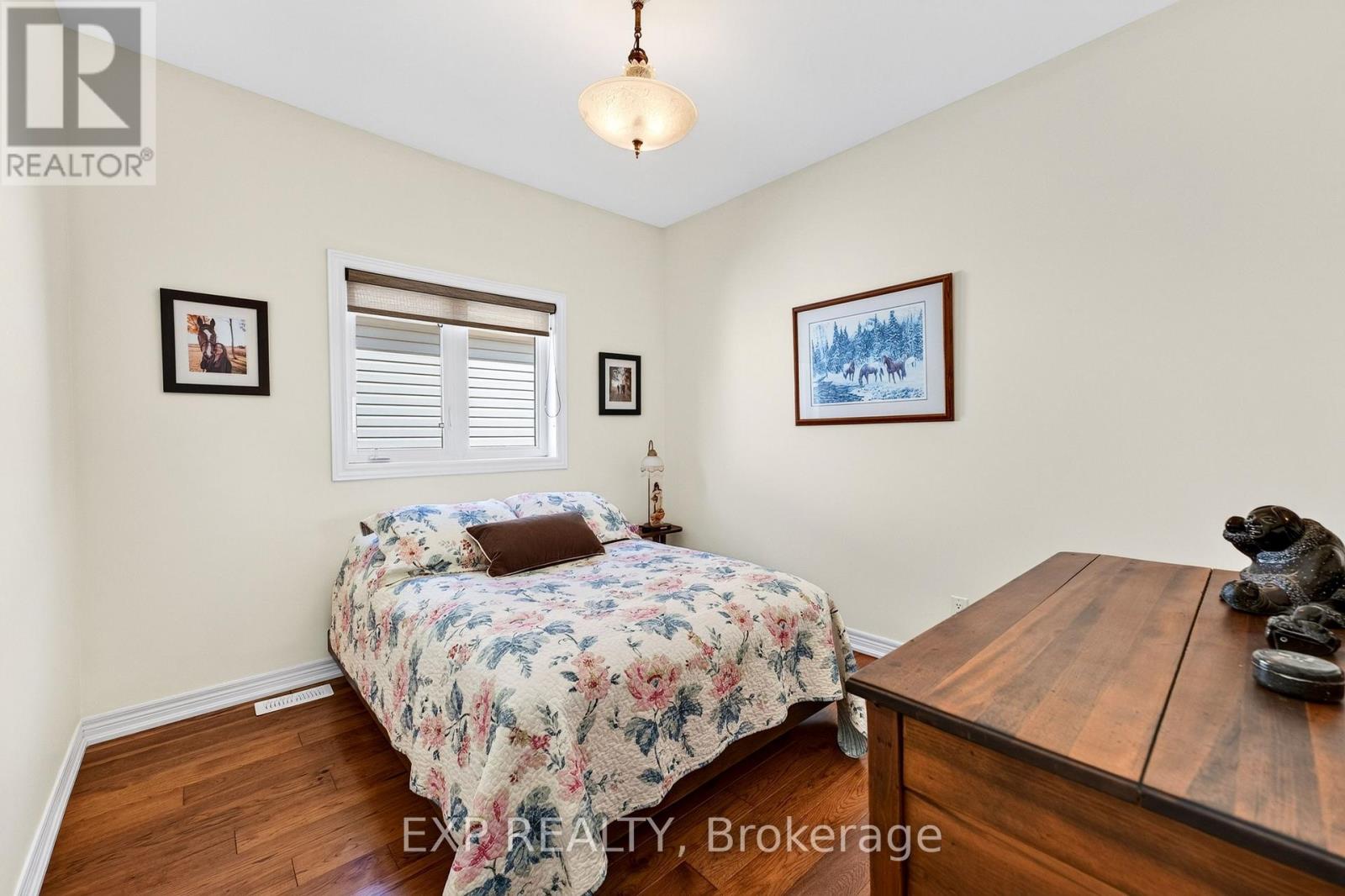 17 Wyndham Circle, Georgina, Ontario  L0E 1R0 - Photo 24 - N13717406
