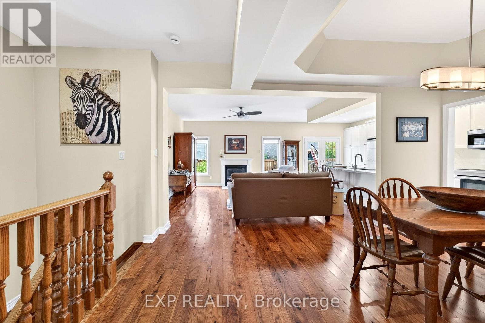 17 Wyndham Circle, Georgina, Ontario  L0E 1R0 - Photo 7 - N13717406