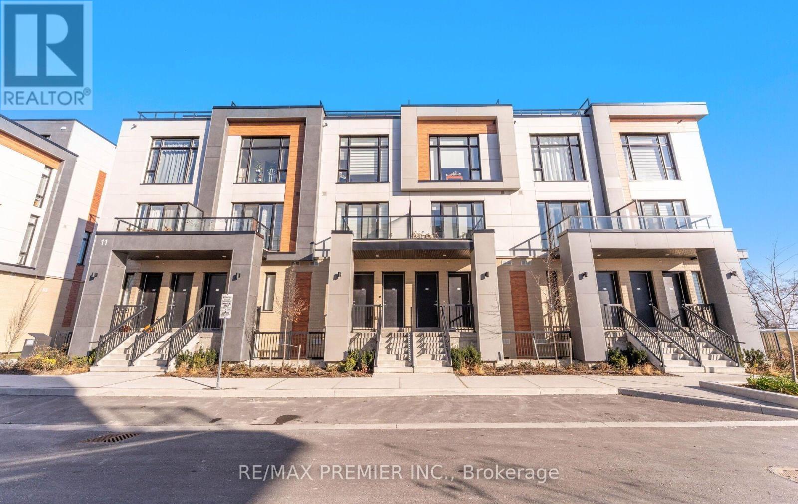 408 - 11 STECKLEY HOUSE LANE, Richmond Hill, Ontario
