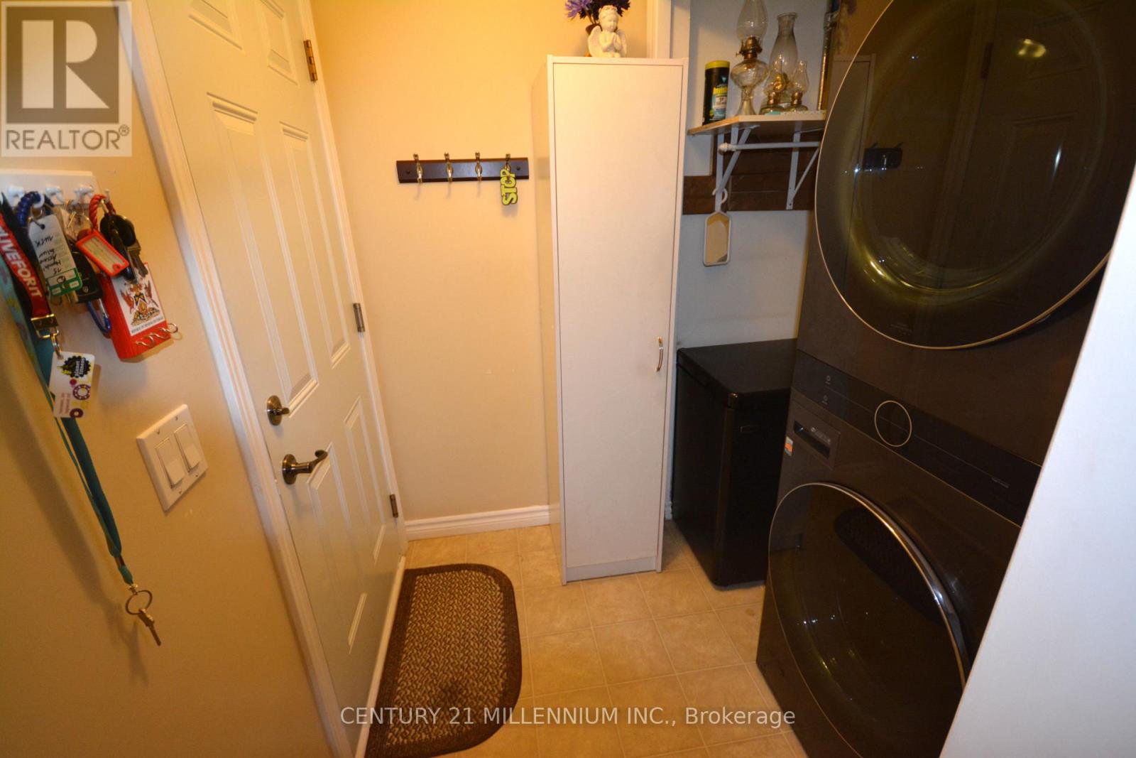 70 Pennsylvania Ave, Wasaga Beach, Ontario  L9Z 3A8 - Photo 15 - S13717344