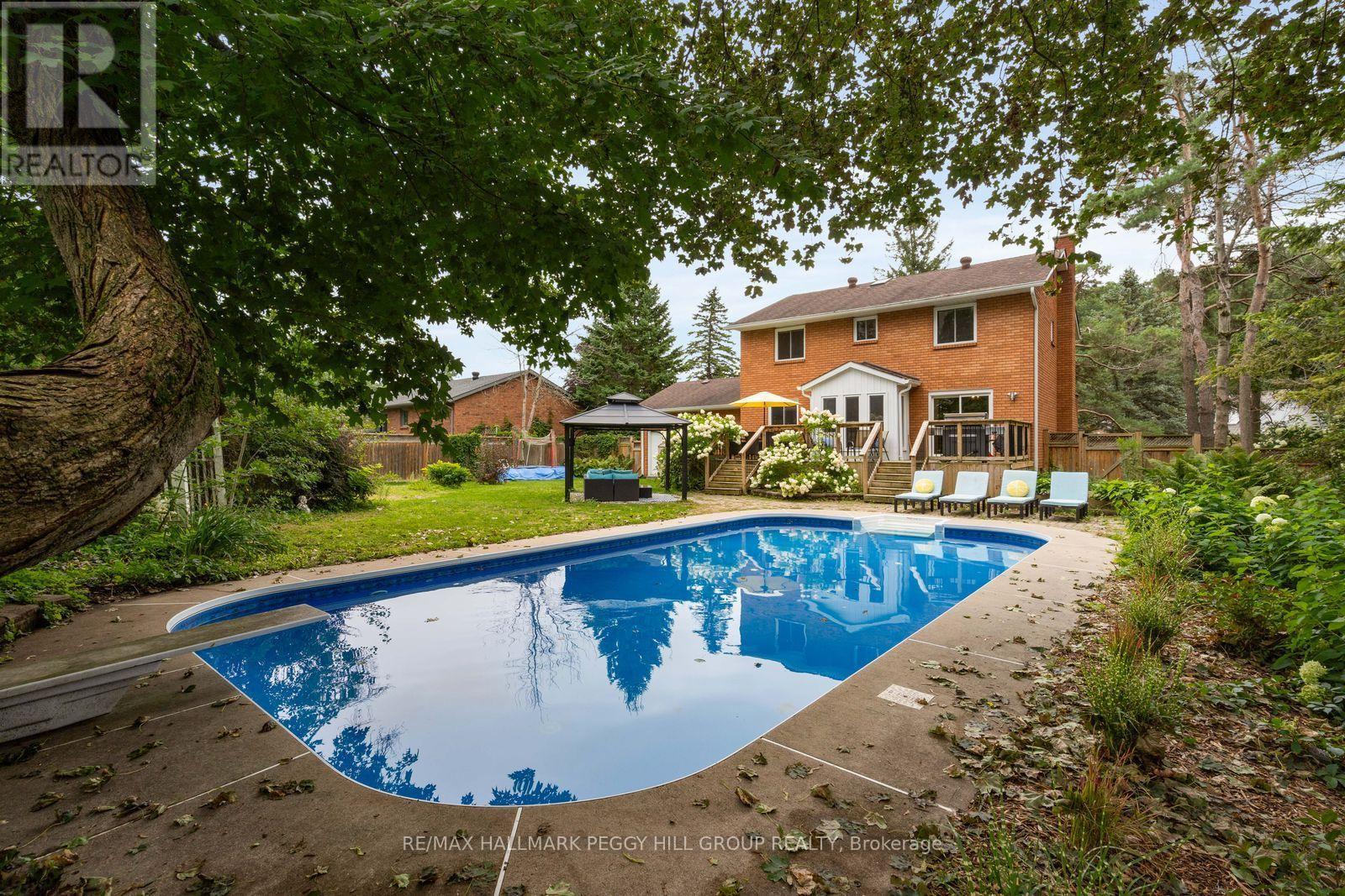 10 Rosewood Avenue, Springwater, Ontario  L9X 0P5 - Photo 2 - S13717402