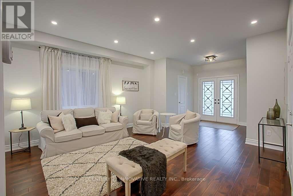 1070 Cumming Boulevard, Milton, Ontario  L9T 6T3 - Photo 2 - W13717296