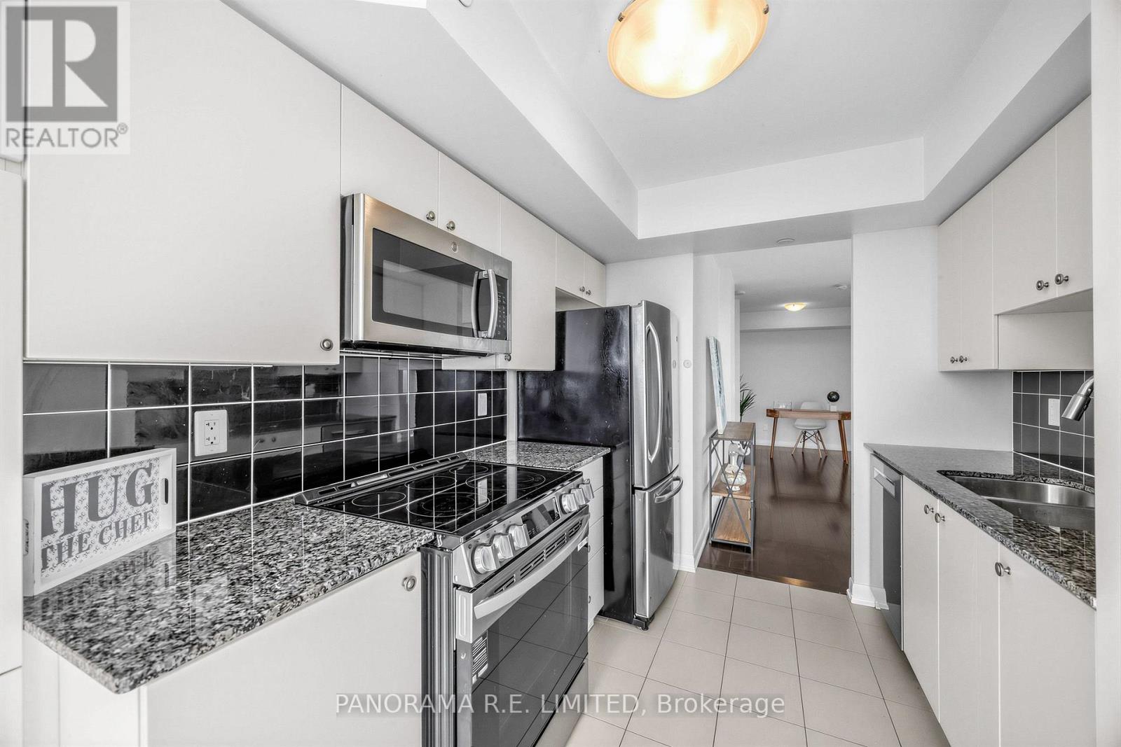 1809 - 205 Sherway Gardens Road, Toronto, Ontario  M9C 0A5 - Photo 11 - W13717320