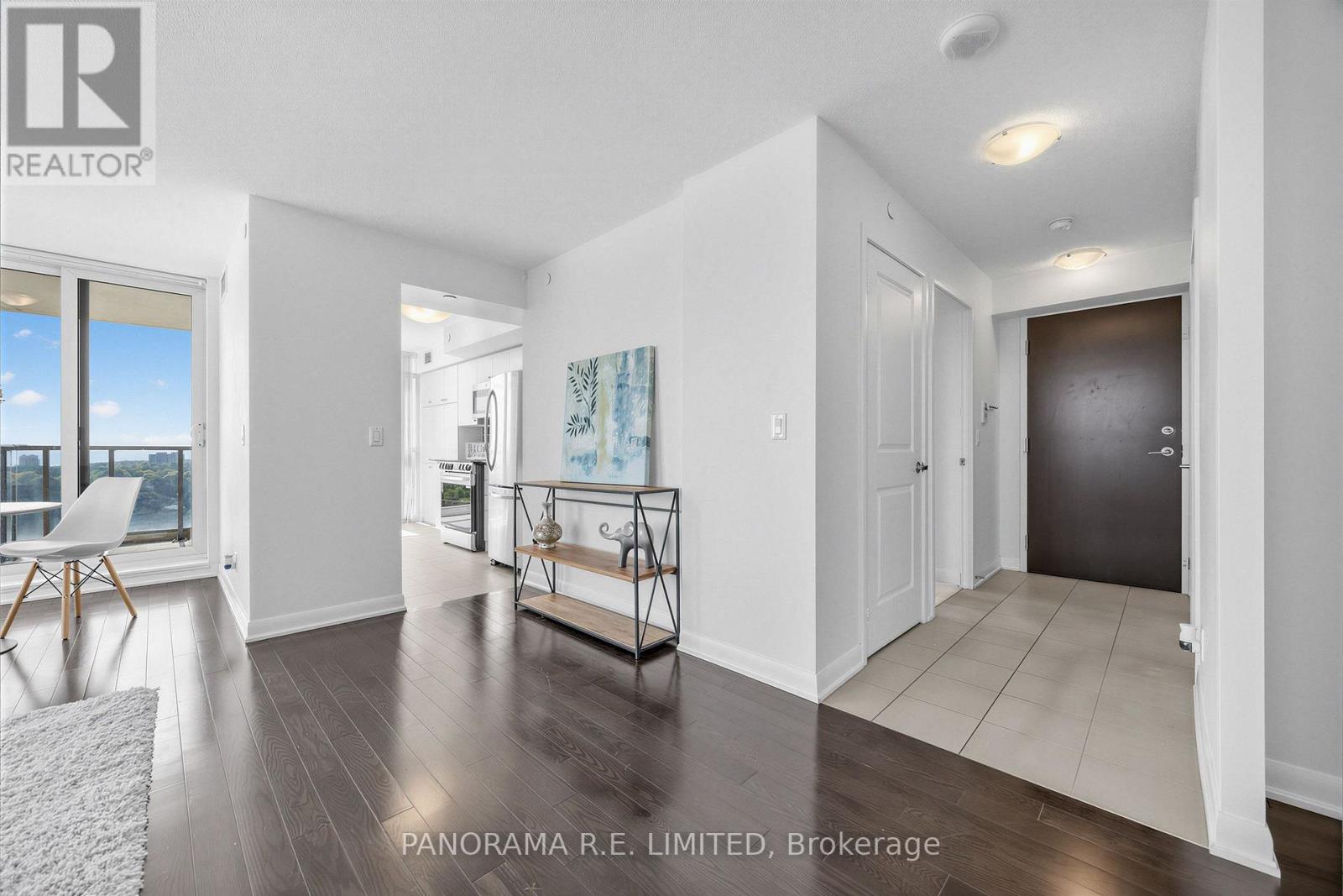 1809 - 205 Sherway Gardens Road, Toronto, Ontario  M9C 0A5 - Photo 14 - W13717320