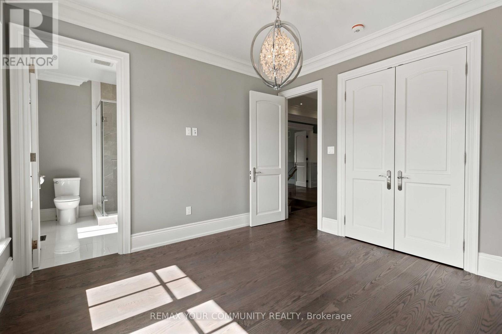 1226 Ogden Avenue, Mississauga, Ontario  L5E 2H4 - Photo 24 - W13717338
