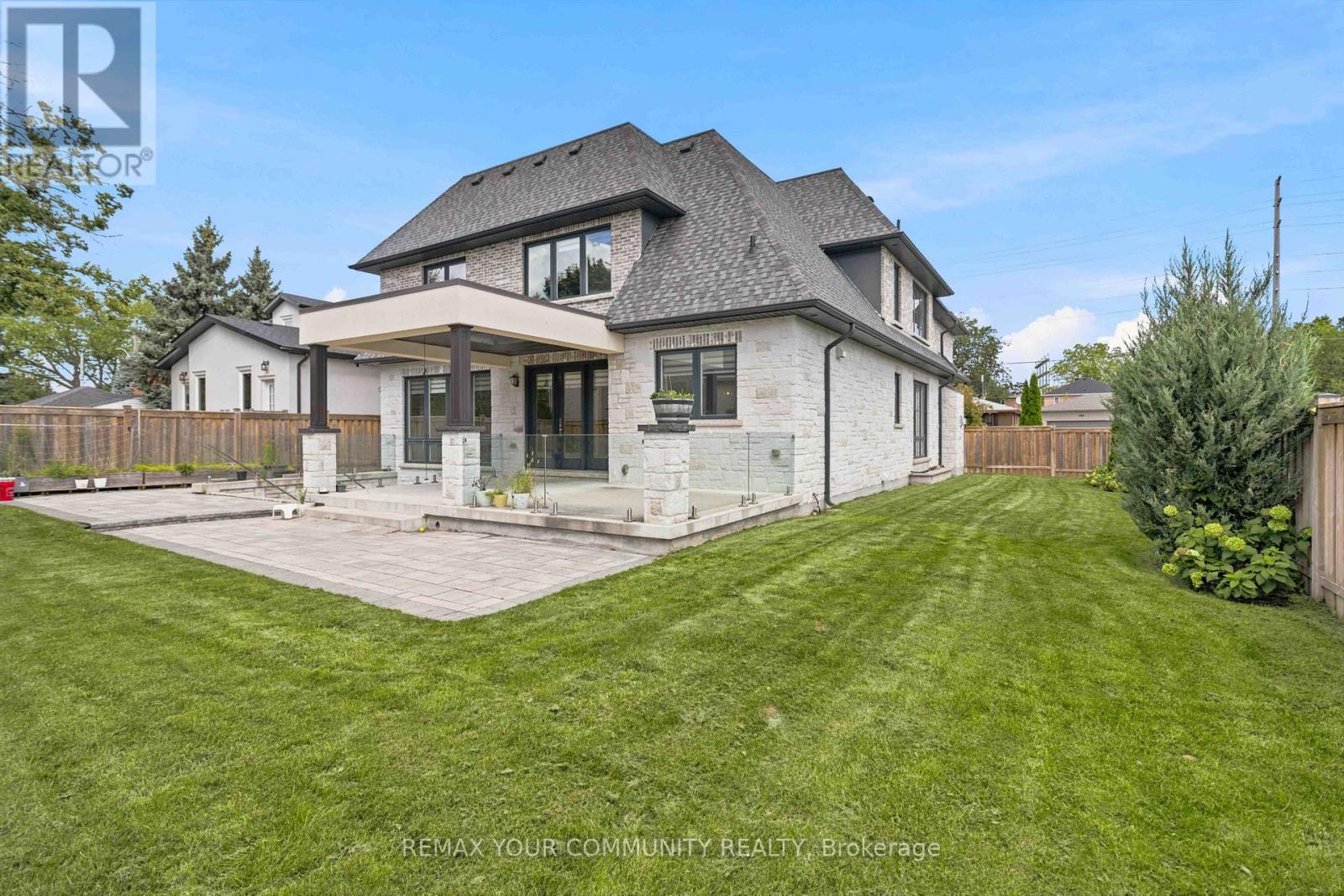 1226 Ogden Avenue, Mississauga, Ontario  L5E 2H4 - Photo 45 - W13717338