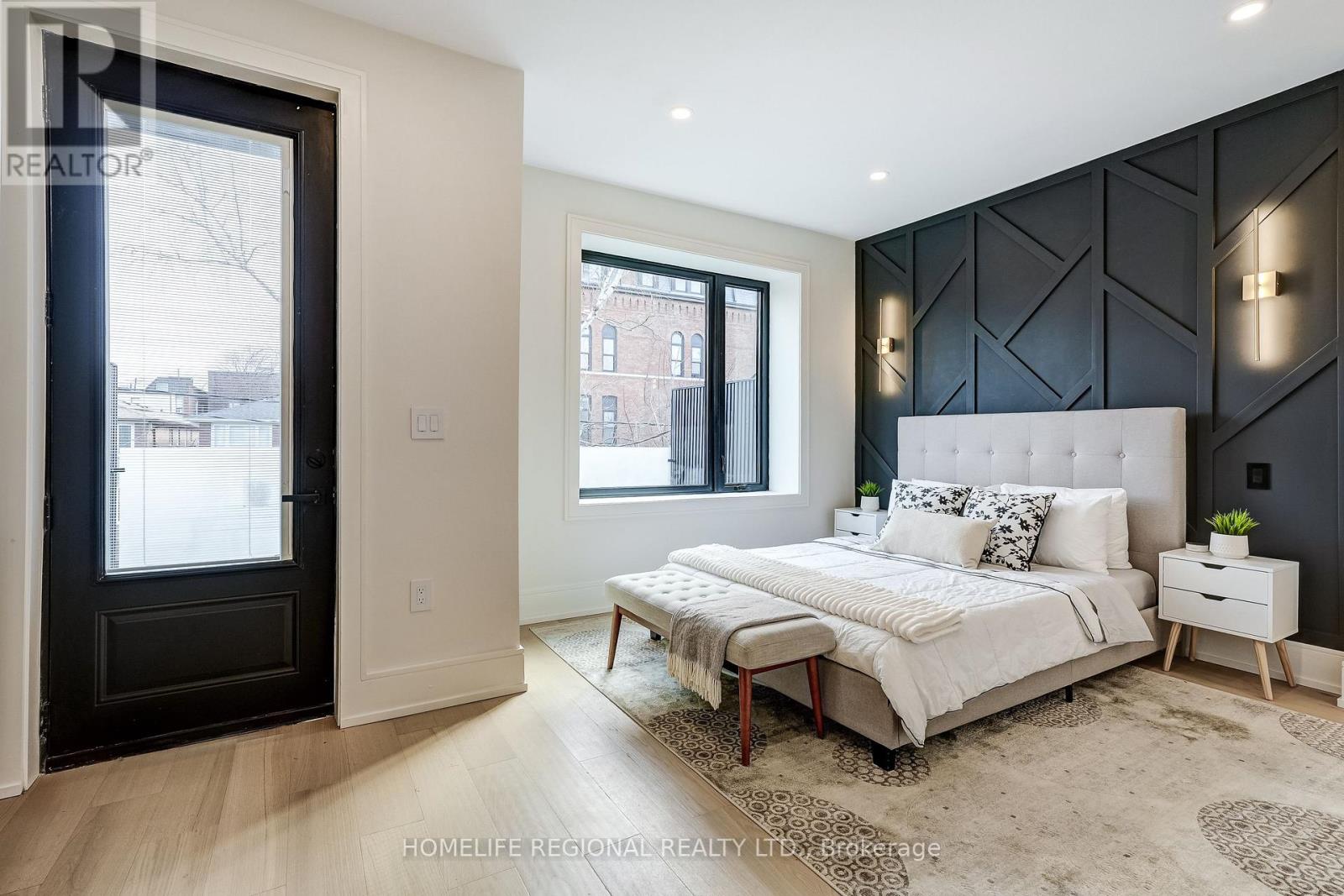 12 Macdonell Avenue, Toronto, Ontario  M6R 2A2 - Photo 21 - W13717360